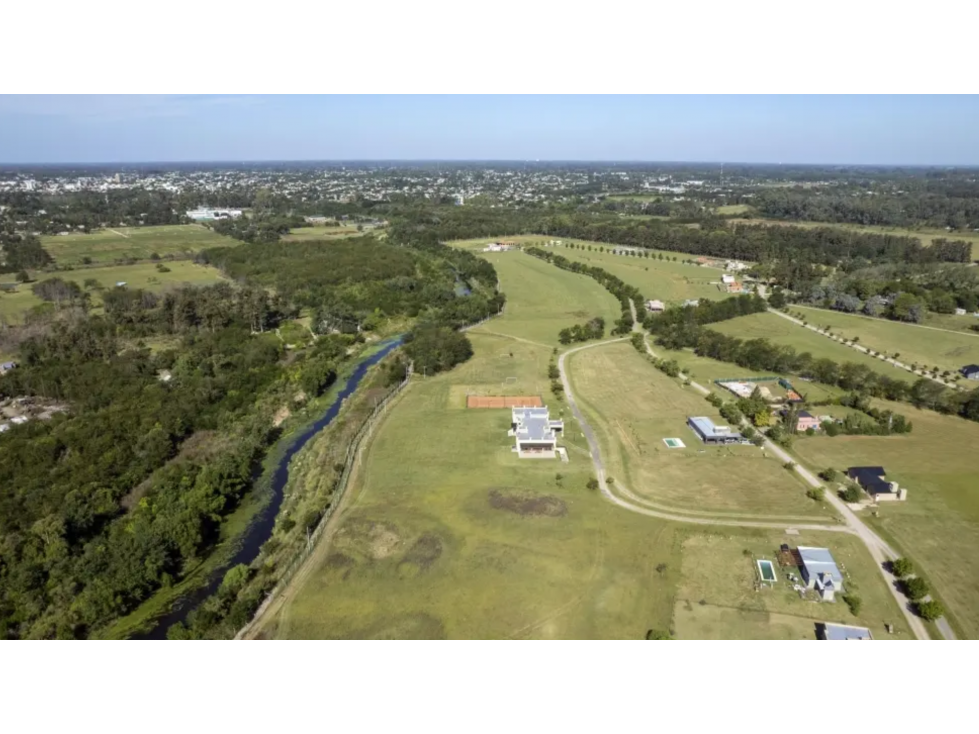 LOTE EN VENTA EN LA ASUNCIÓN CLUB DE CAMPO LUJÁN | LOTE 11 - 4