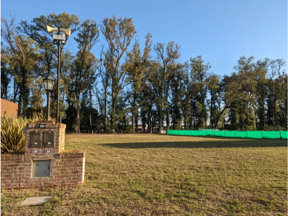 LOTE EN VENTA EN BARRIO PRIVADO LA ELINA COMARCAS DE LUJÁN - 6