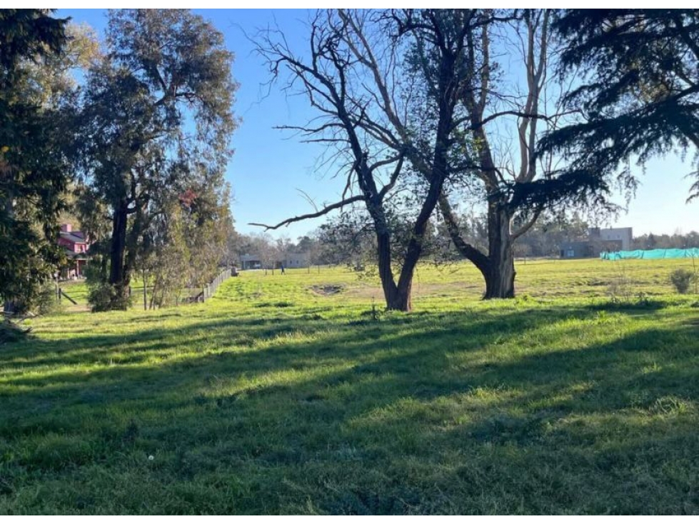 LOTE EN VENTA EN LA ASUNCIÓN CLUB DE CAMPO LUJÁN | LOTE 11 - 5