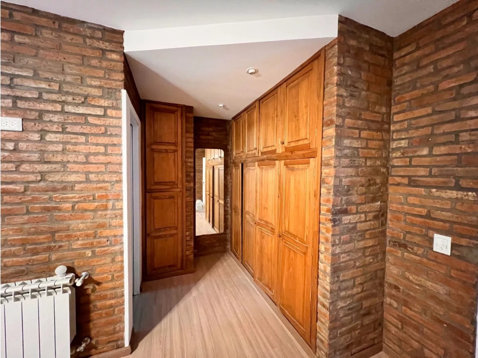 Casa en VENTA 4 ambientes FRENTE A LA PLAZOLETA - 6