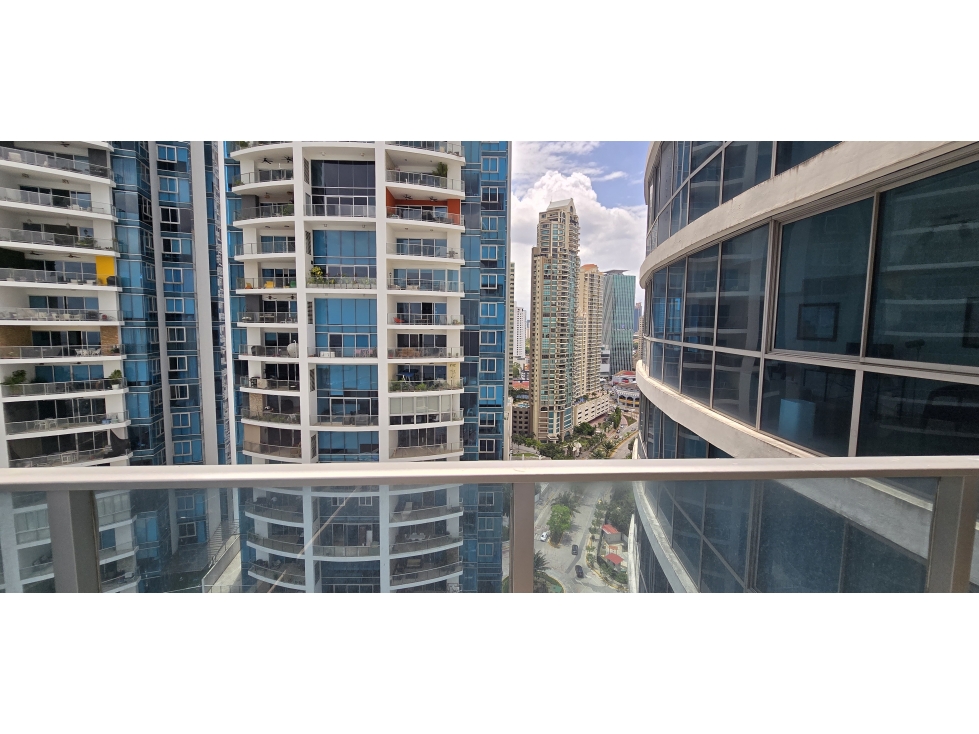 Moderno apartamento amueblado en Grand Tower, Punta Pacífica