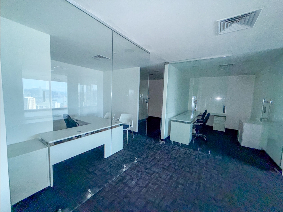 Oficina en Oceania Business Plaza | 242 m², 6 Oficinas y 5 Parking — foto 4