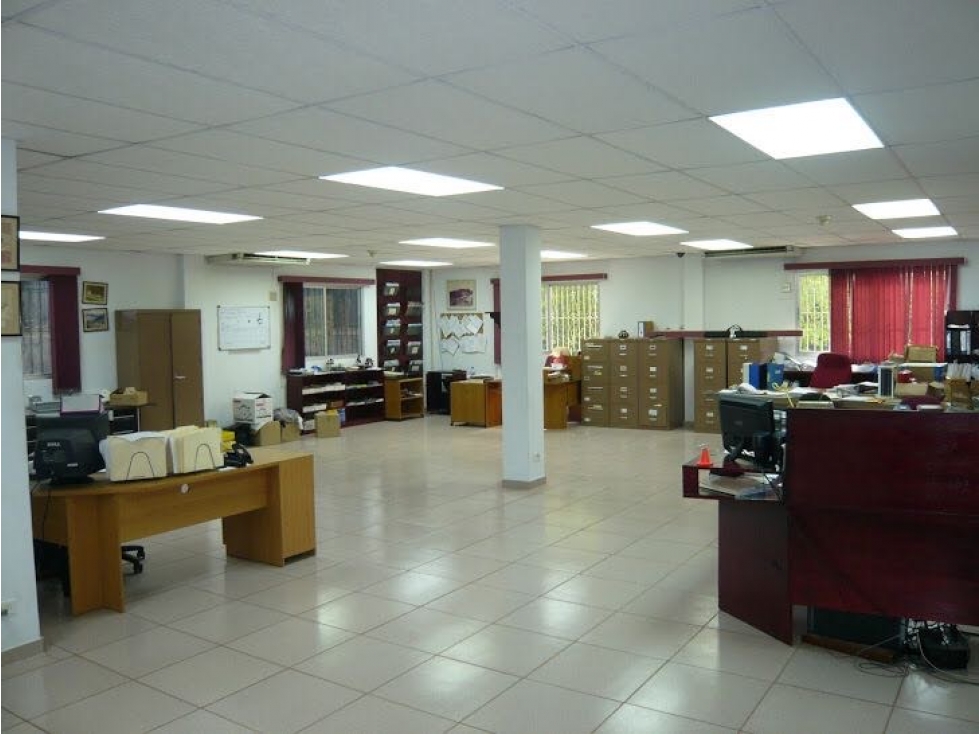 /INDUSTRIAL - VENTA o ALQUILER - 4