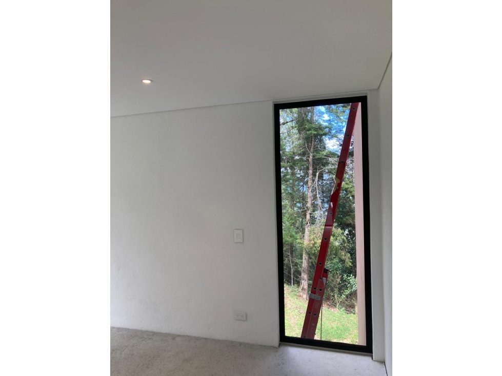 casa en parcelación en envigado con la mejor vista de la ciudad — foto 3