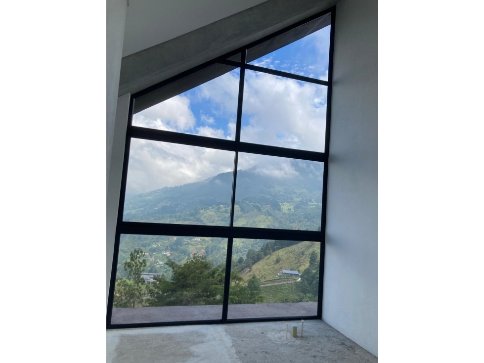 casa en parcelación en envigado con la mejor vista de la ciudad — foto 4
