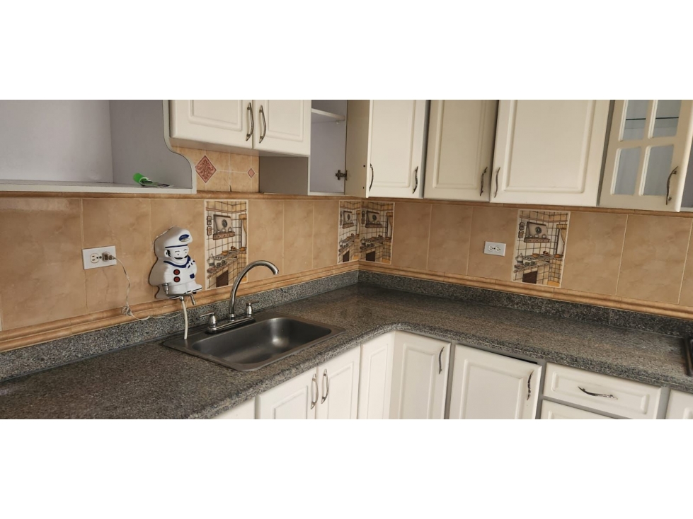 Casa en conjunto para la venta en la Avenida Sur, Pereira!!! — foto 3
