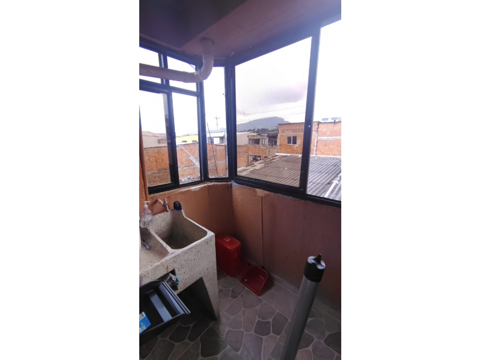 Casa para la venta en los 2500 lotes, Cuba, Pereira!!! — foto 2