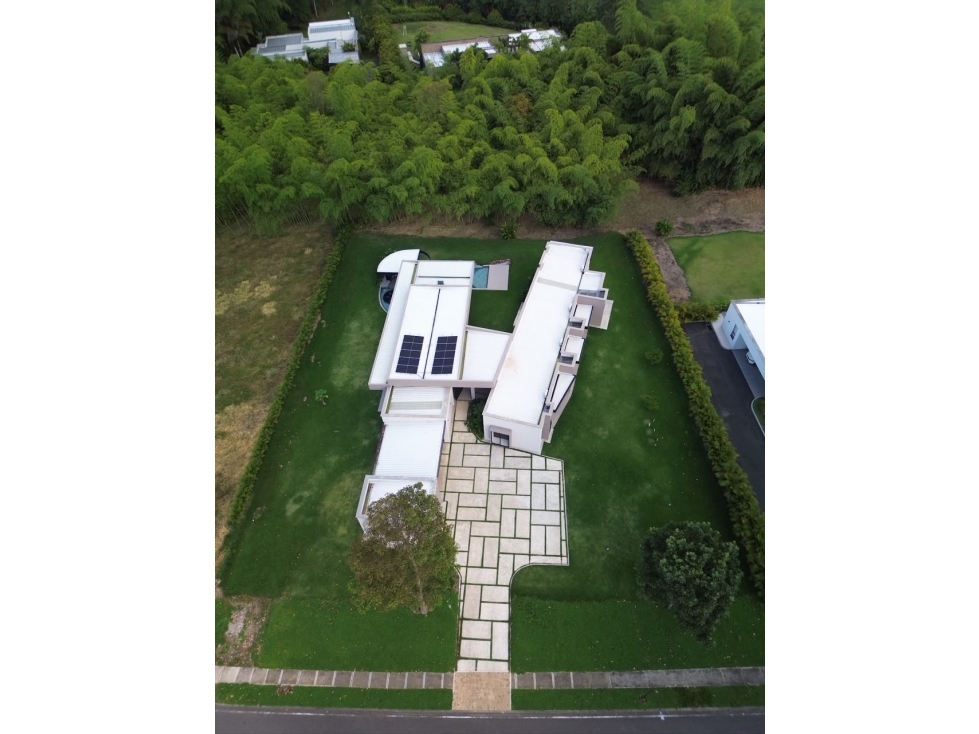 Casa campestre en condominio para la venta en Cerritos, Pereira!!!