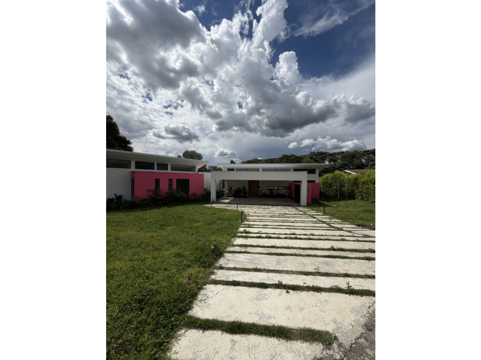 Casa campestre en condominio para arriendo en Cerritos, Pereira!!!