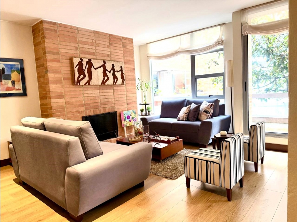 ARRIENDO APARTAMENTO DUPLEX AMOBLADO EN CHICO RESERVADO CON TERRAZA