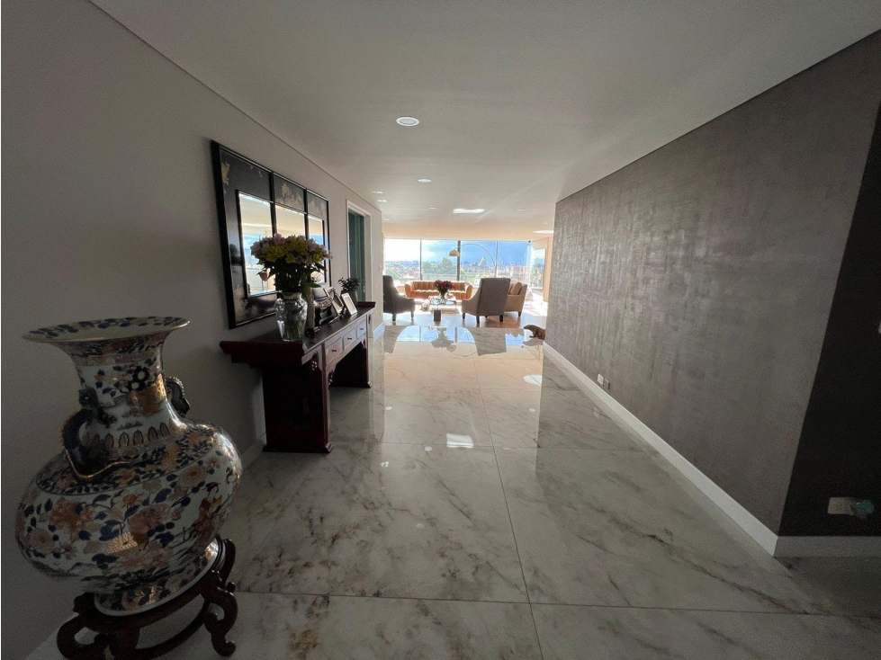 VENDO EXCELENTE APARTAMENTO TOTALMENTE REMODELADO EN LA CABRERA
