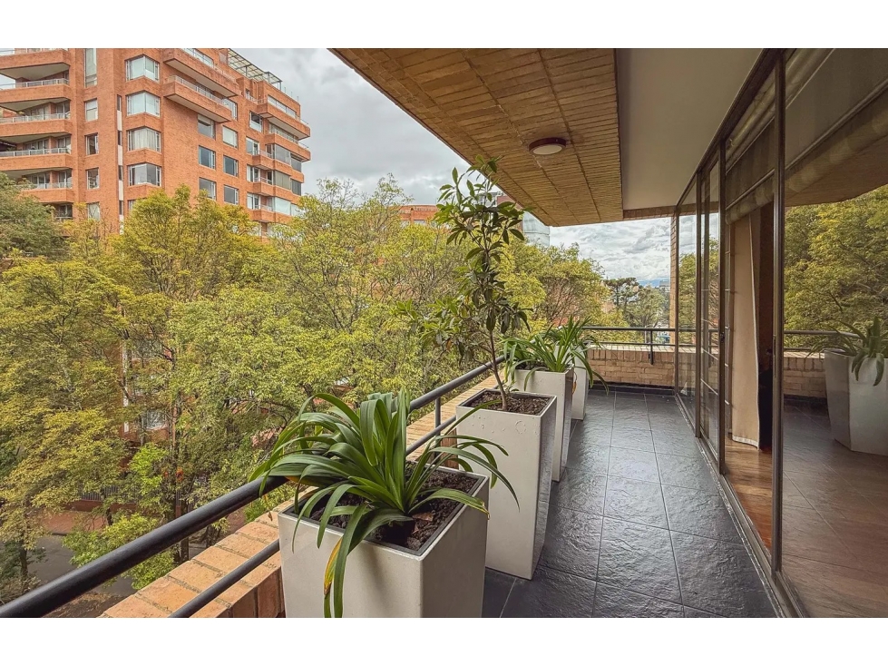 ARRIENDO EXCELENTE APARTAMENTO EN LA CABRERA -VIRREY CON TERRAZAS — foto 3
