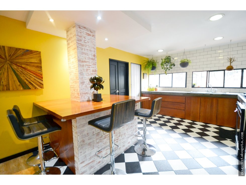 ARRIENDO LINDO APARTAMENTO FRENTE PARQUE DEL VIRREY CON TERRAZA — foto 5