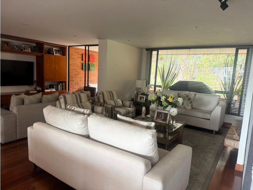VENDO O ARRIENDO EXCELENTE APARTAMENTO EN SIERRAS DEL MORAL — foto 3