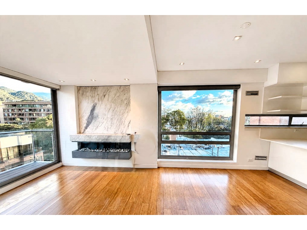 ARRIENDO EXCELENTE APARTAMENTO EN VIRREY CHICO CON LINDO BALCON — foto 4