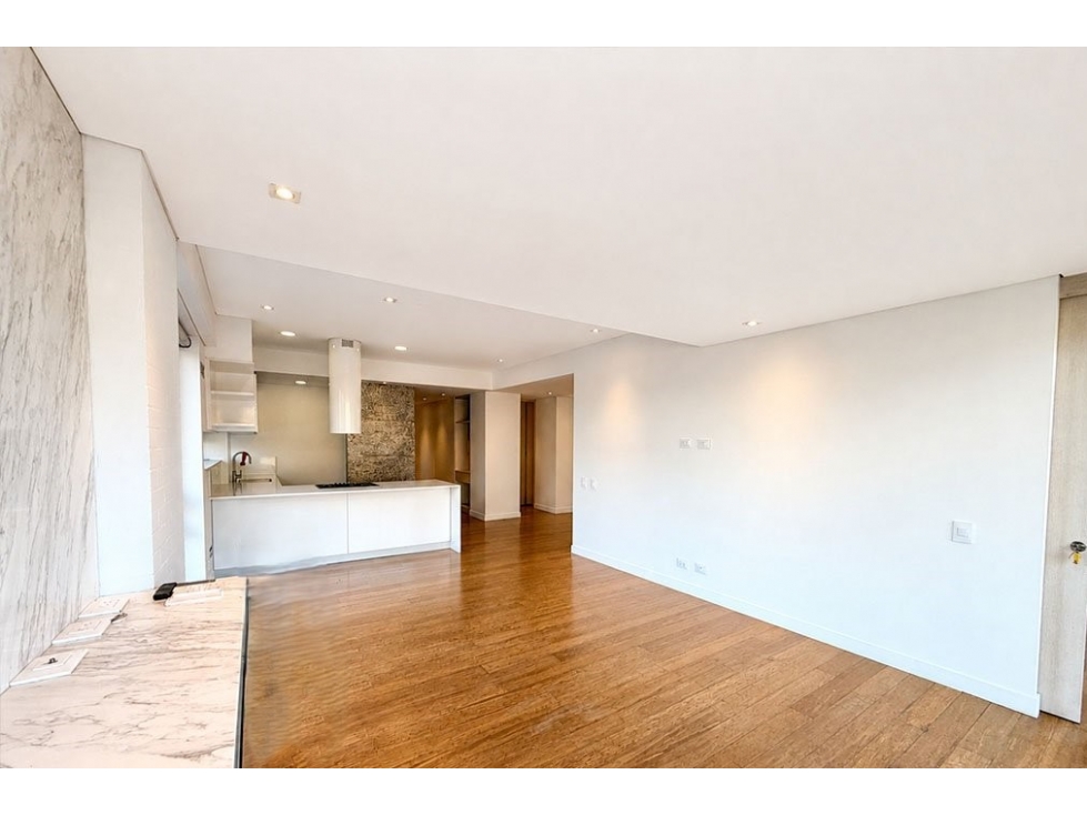 ARRIENDO EXCELENTE APARTAMENTO EN VIRREY CHICO CON LINDO BALCON — foto 6