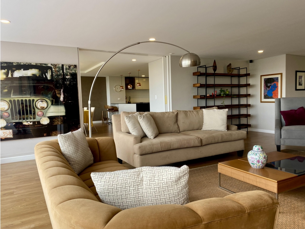 VENDO EXCELENTE APARTAMENTO TOTALMENTE REMODELADO EN LA CABRERA — foto 2