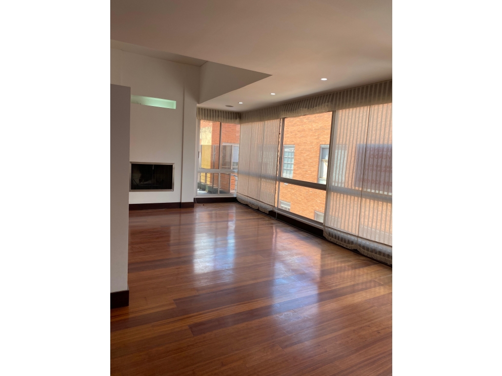 VENDO EXCELENTE PH EN SANTA PAULA CON LINDAS TERRAZAS