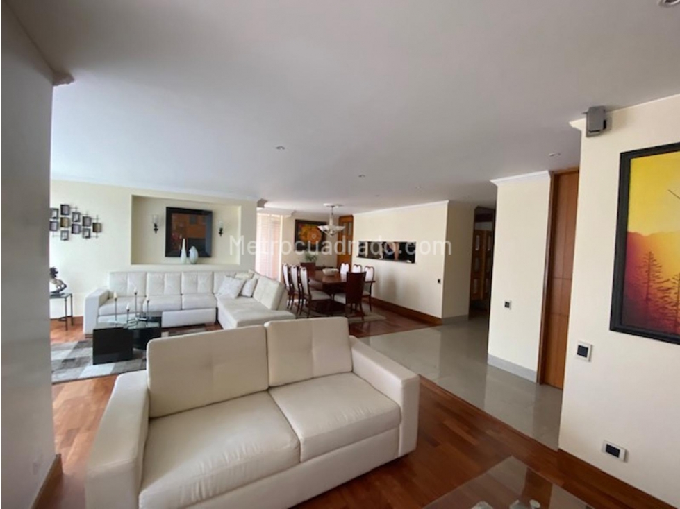 VENDO EXCELENTE APARTAMENTO EN CONJUNTO EN LA CAROLINA CON BALCON — foto 2
