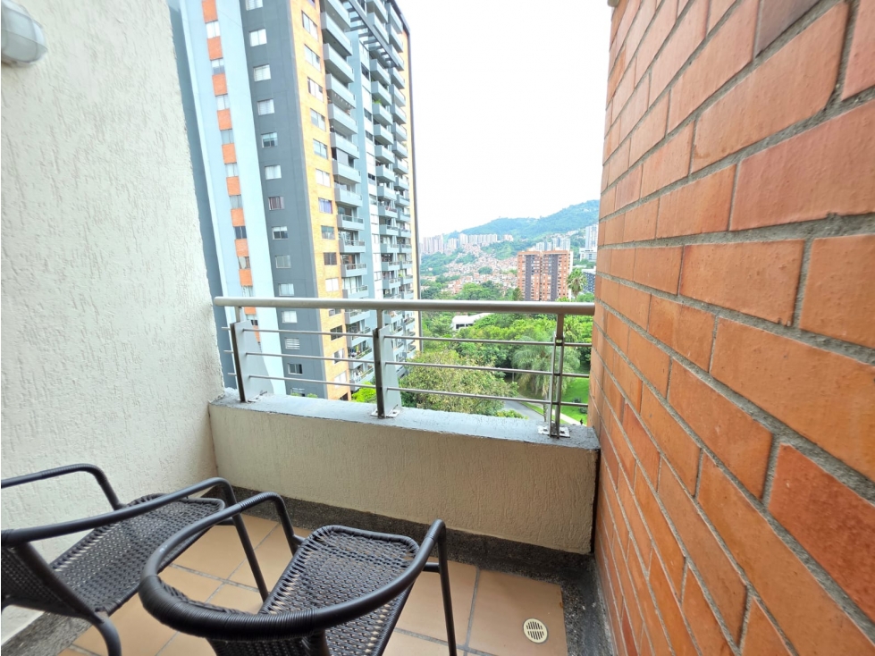 VENTA DE APARTAMENTO LOMA DE LOS BERNAL PARTE BAJA DUPLEX $620.000.000 — foto 6