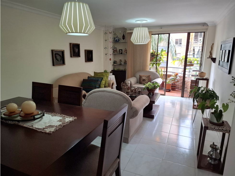 VENTA DE APARTAMENTO EN MEDELLIN, SECTOR LAURELES.com $630.000.000