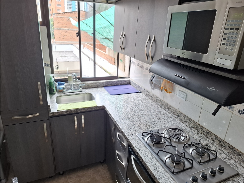 VENTA DE APARTAMENTO EN MEDELLIN, SECTOR LAURELES.com $630.000.000 — foto 4