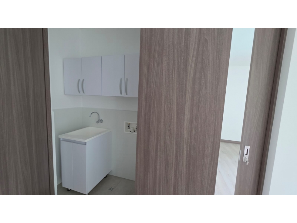VENTA DE APARTAMENTO SENIOR LIVING EN EL POBLADO, SECTOR SAN LUCAS — foto 5
