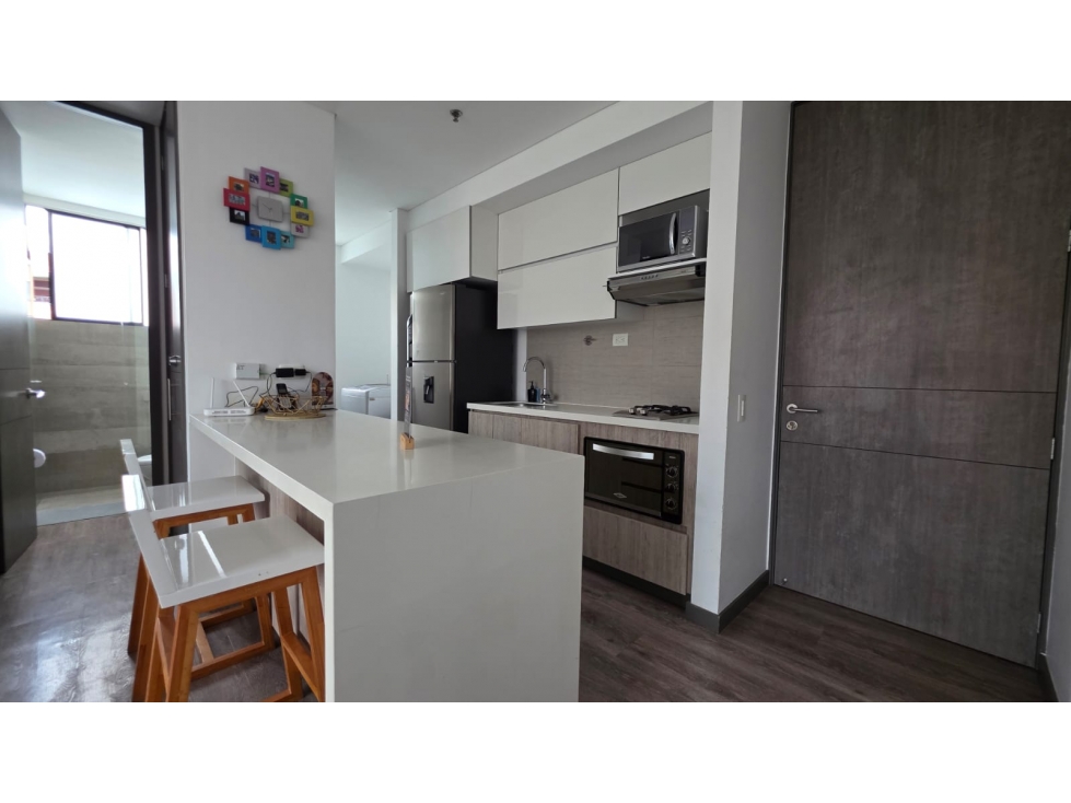 VENTA DE APARTAMENTO PARA AIRBNB EN EL POBLADO, SECTOR LOS BALSOS — foto 5