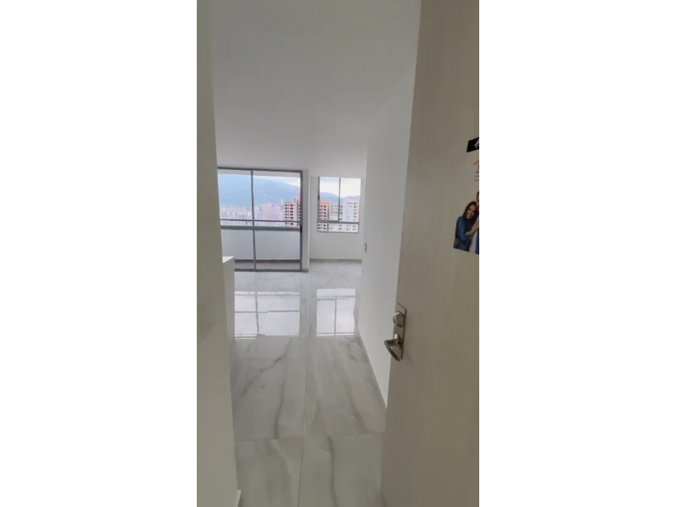 VENTA APARTAMENTO ITAGÜÍ, CESION DE DERECHOS SECTOR SURAMÉRICA..$590.0 — foto 2