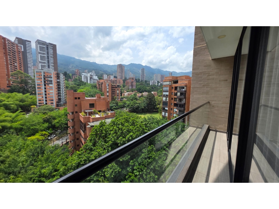VENTA DE APARTAMENTO PARA AIRBNB EN EL POBLADO, SECTOR LOS BALSOS — foto 2