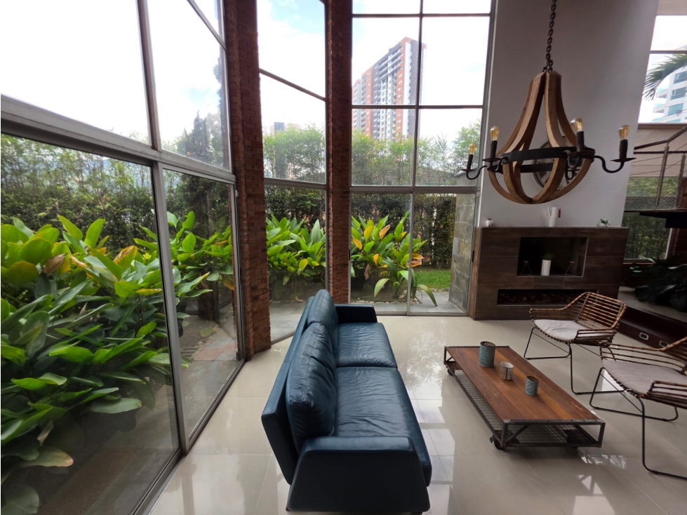 VENTA DE CASA EN SABANETA $1.850.000.000 REMODELADA — foto 2