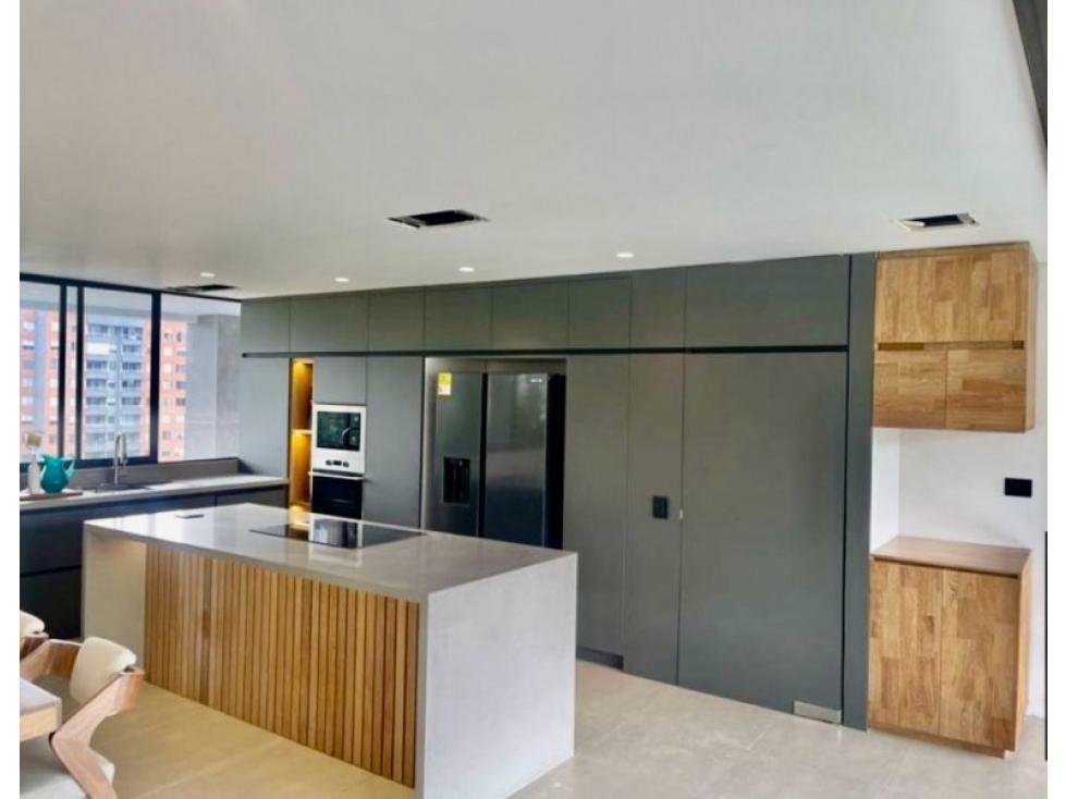 VENTA PENTHOUSE EN MEDELLÍN, SECTOR EL TESORO, EL POBLADO — foto 3