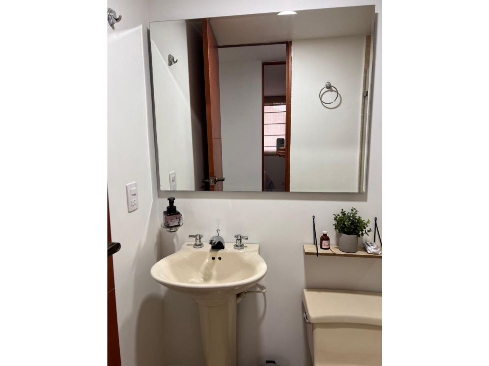 VENTA DE APARTAMENTO EN EL POBLADO, SECTOR LALINDE — foto 4
