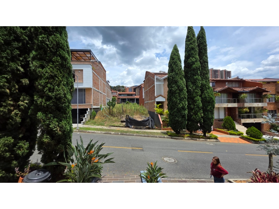 VENTA LOTE URBANIZACIÓN CERRADA DE CASAS EN SABANETA, SECTOR SAN JOSE — foto 4