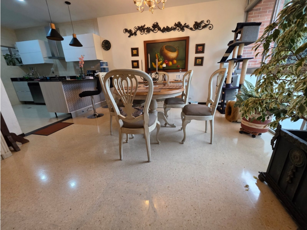 VENTA DE CASA EN ENVIGADO, SECTOR LOMA DEL ESMERALDAL $1.730.000.000 — foto 3