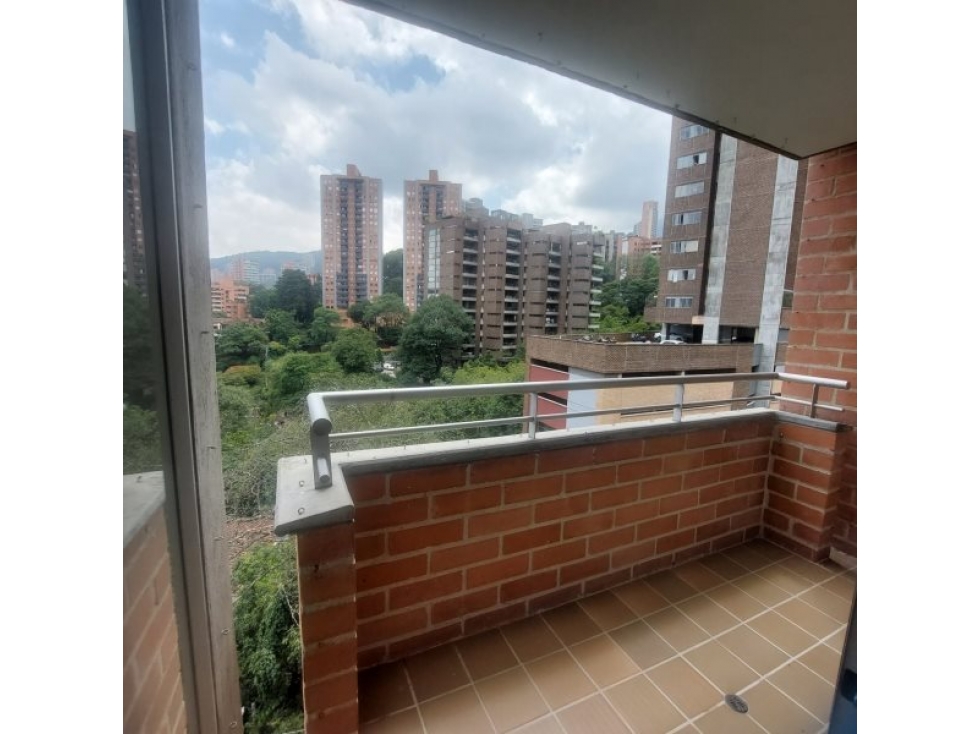 VENTA DE APARTAMENTO SECTOR PROVENZA, EL POBLADO — foto 4