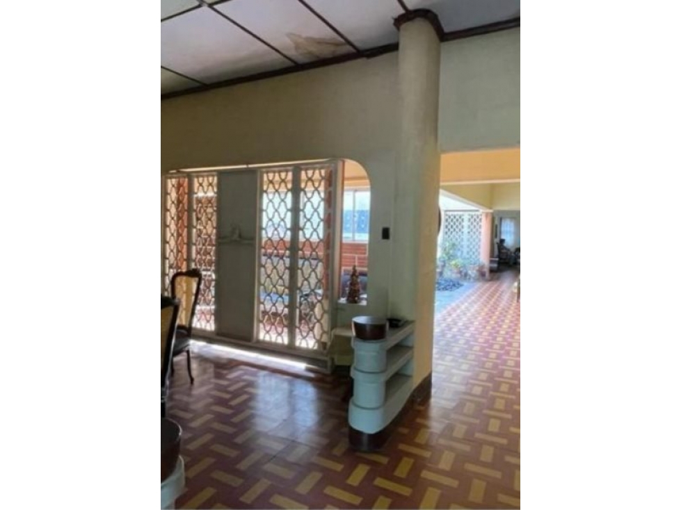 VENTA DE CASA EN MEDELLÍN, SECTOR LAURELES INDEPENDIENTE — foto 4