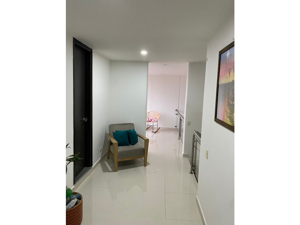 AMPLITUD Y CONFORT | Dúplex Exclusivo en jardines de San Antonio — foto 5