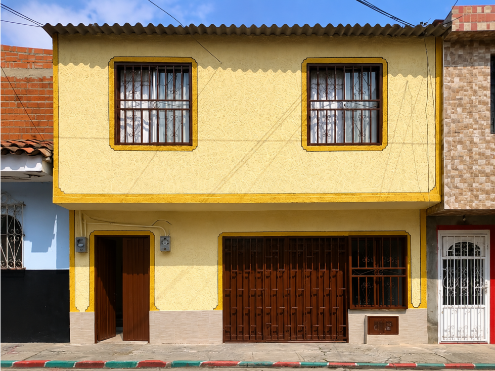 SE VENDE CASA BIFAMILIAR EN SAN PEDRO