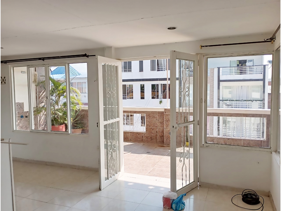 EDIFICIO EN ALTAMIRA - 2