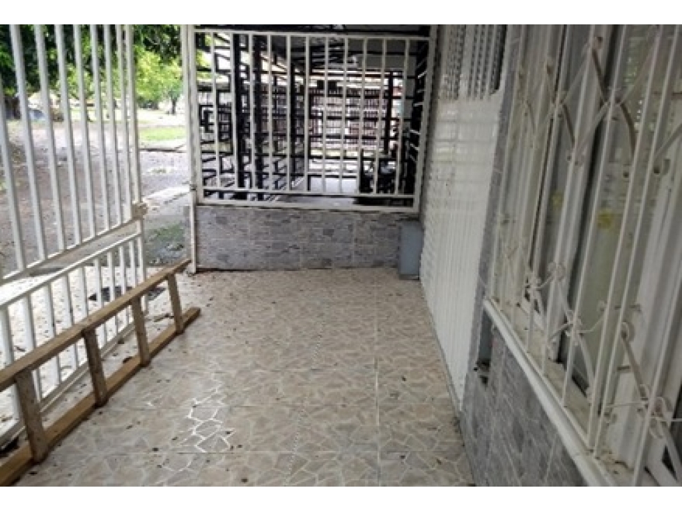 SE VENDE CASA BIFAMILIAR EL SEMBRADOR — foto 2