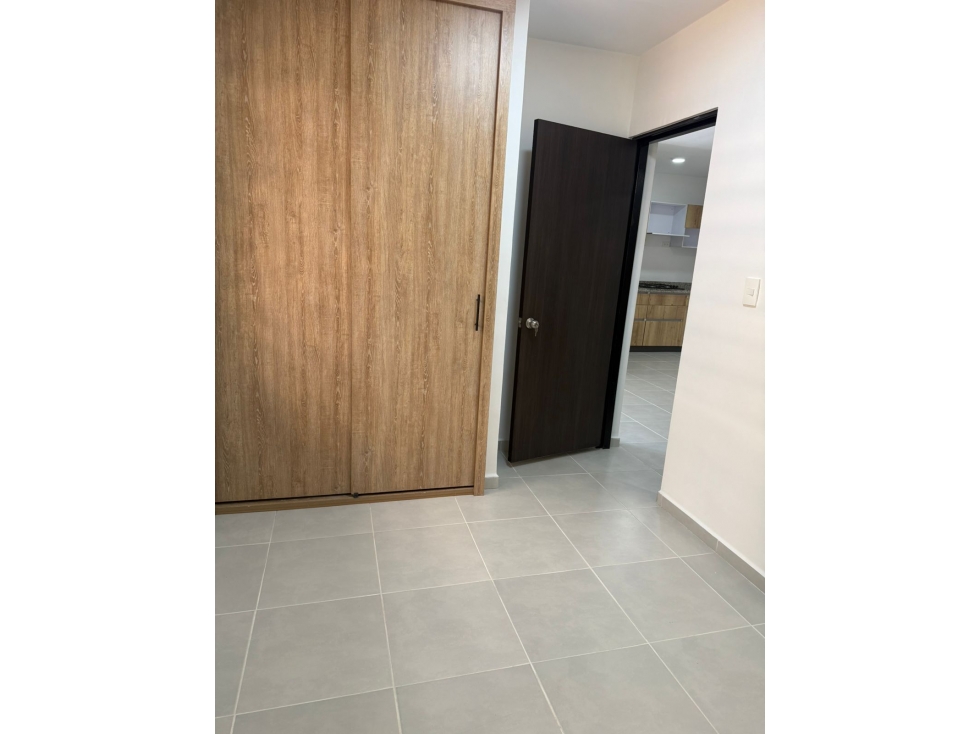 SE VENDE HERMOSO APARTAMENTO EN ALTAMIRA