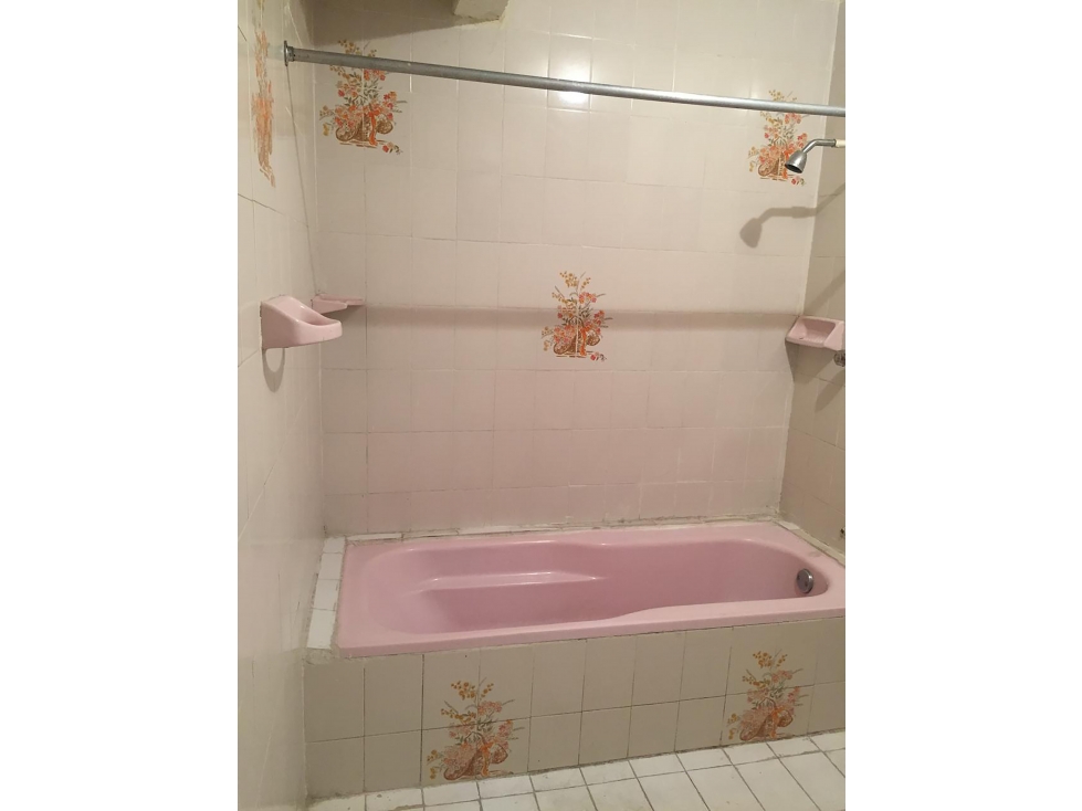 SE VENDE CASA AMPLIA EN URIBE EXCELENTE UBICACIÓN — foto 4