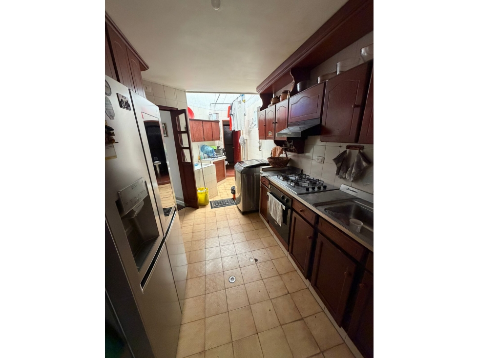 SE VENDE HERMOSA CASA EN LAS MERCEDES — foto 5