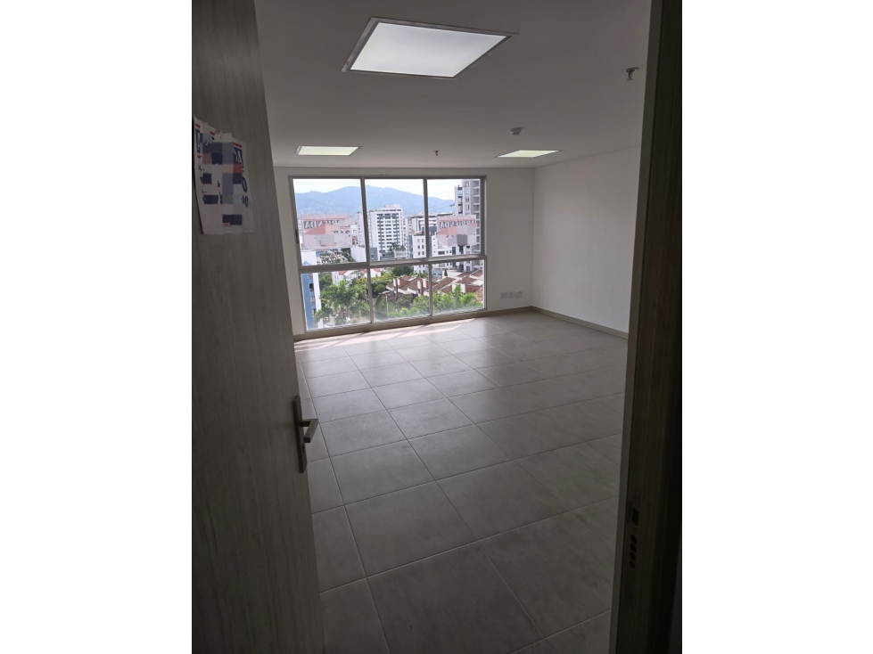 Se vende oficina en Los Alamos Pereira — foto 3