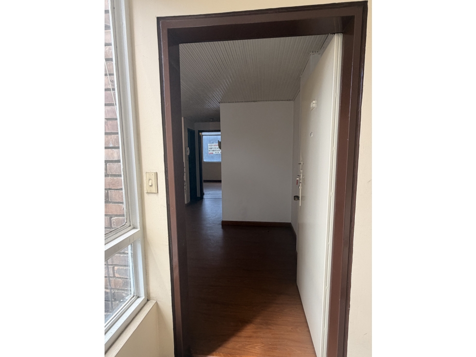 APARTAMENTO ARRIENDO LA CAPUCHINA - 1
