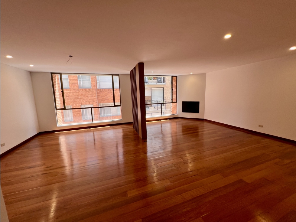 Venta Apto Santa Barbara Occ- Bogotá — foto 3