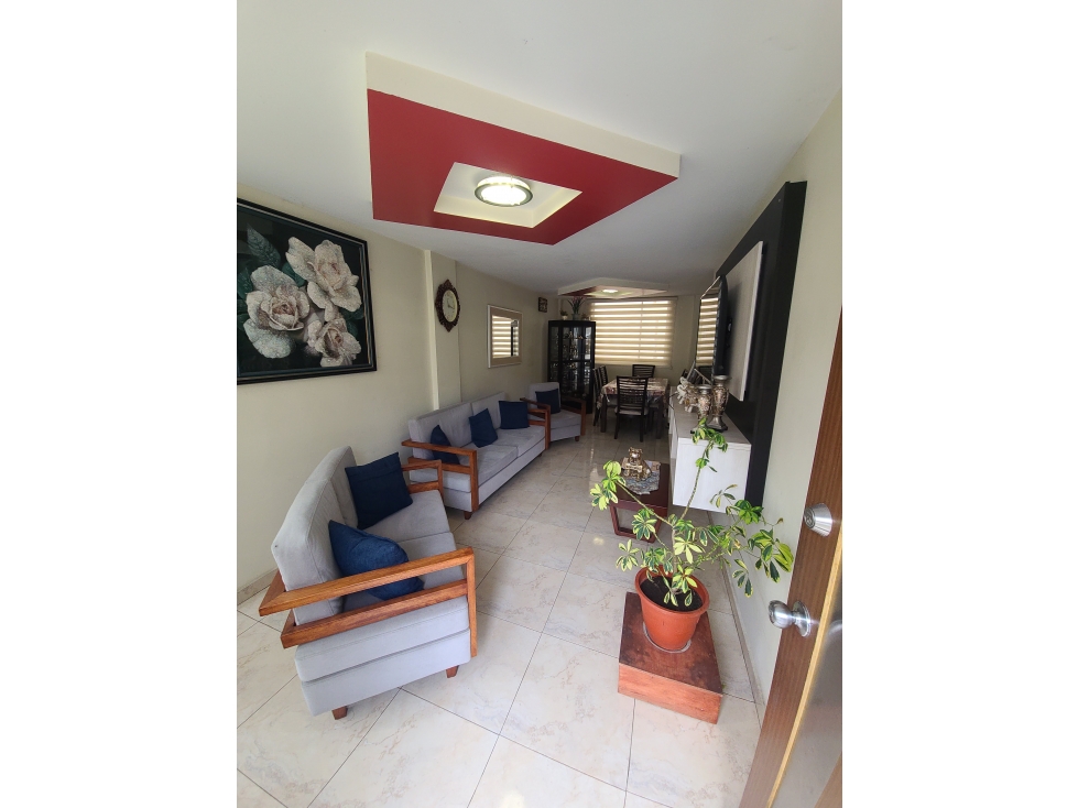 Casa en Conjunto Cashapamba del valle - 2