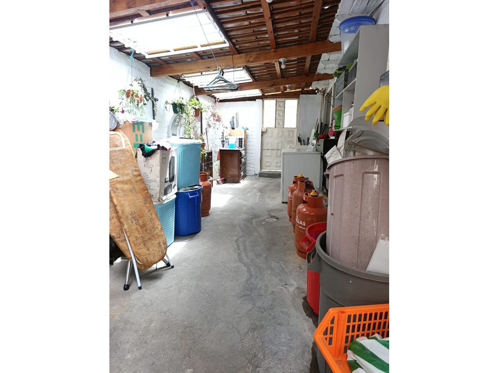 CASA EN VENTA - 4