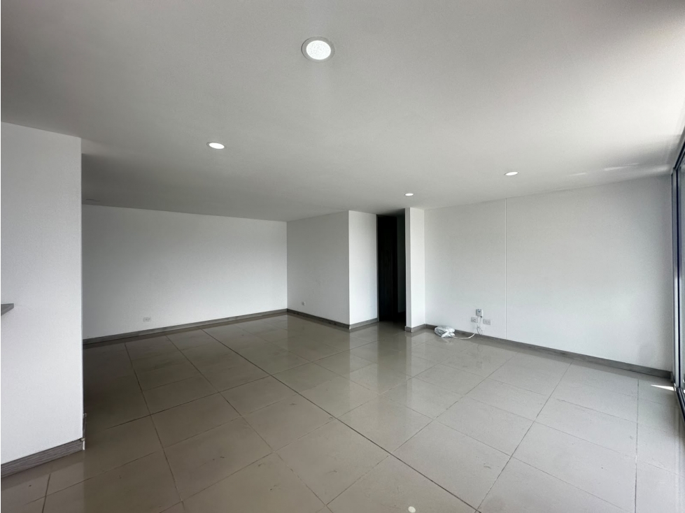 Apartamento Amplio en Venta en Itagüí Suramérica — foto 5